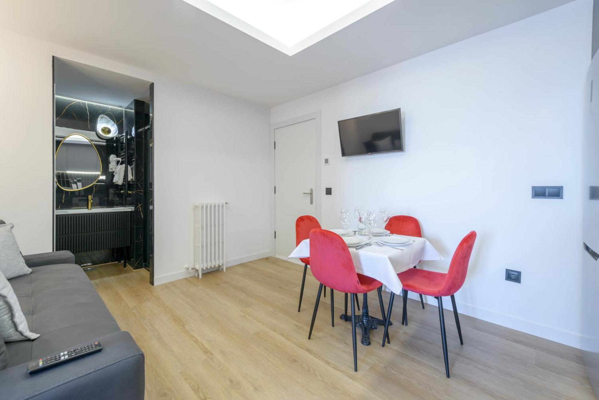 Gran Via Capitals By Monaro***** Apartment Madrid Exterior photo