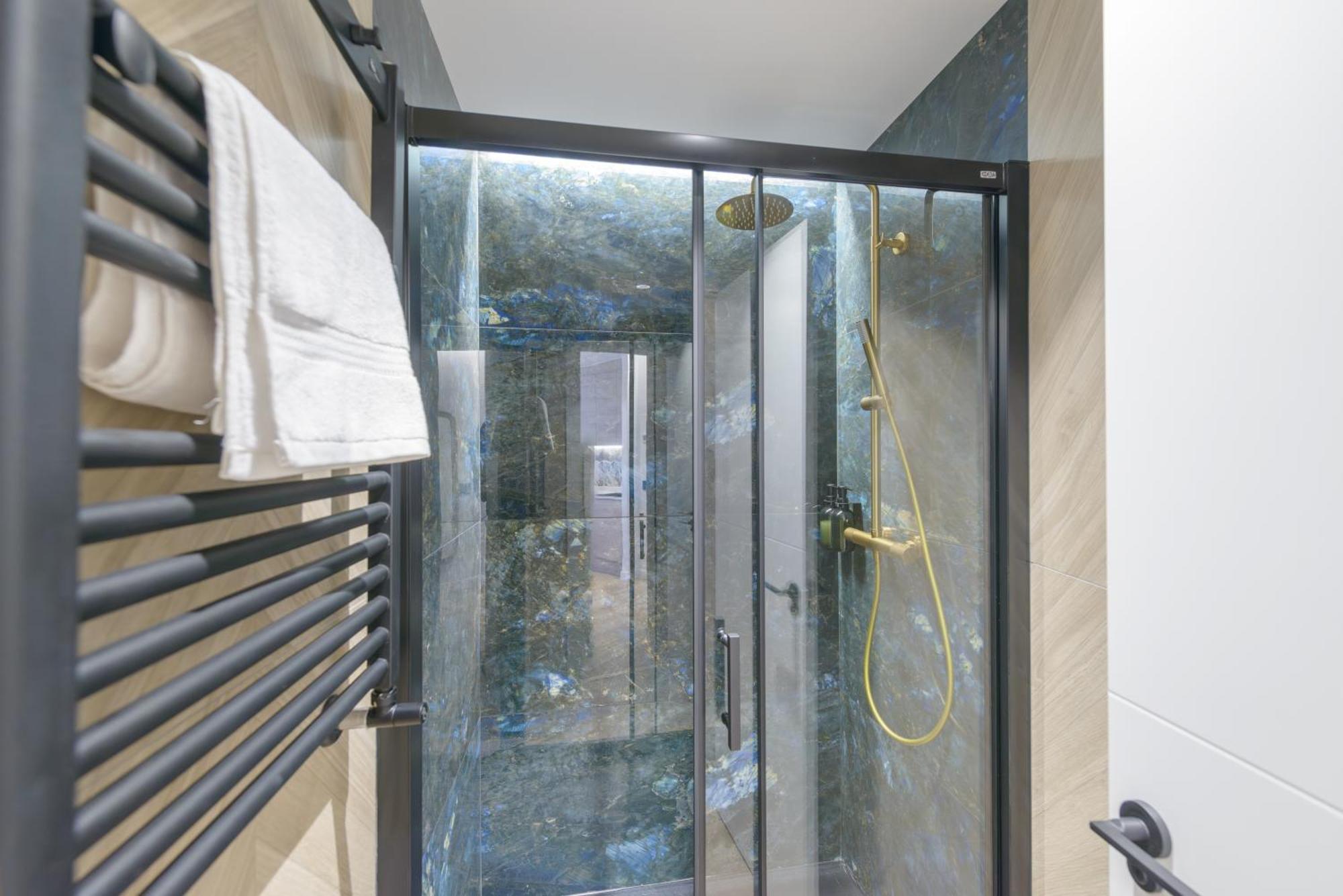 Gran Via Capitals By Monaro***** Apartment Madrid Exterior photo