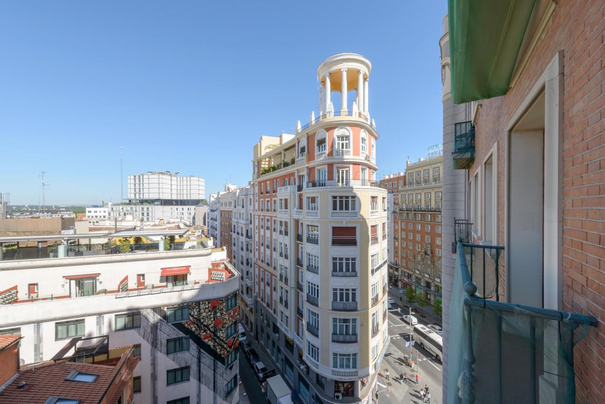 Gran Via Capitals By Monaro***** Apartment Madrid Exterior photo
