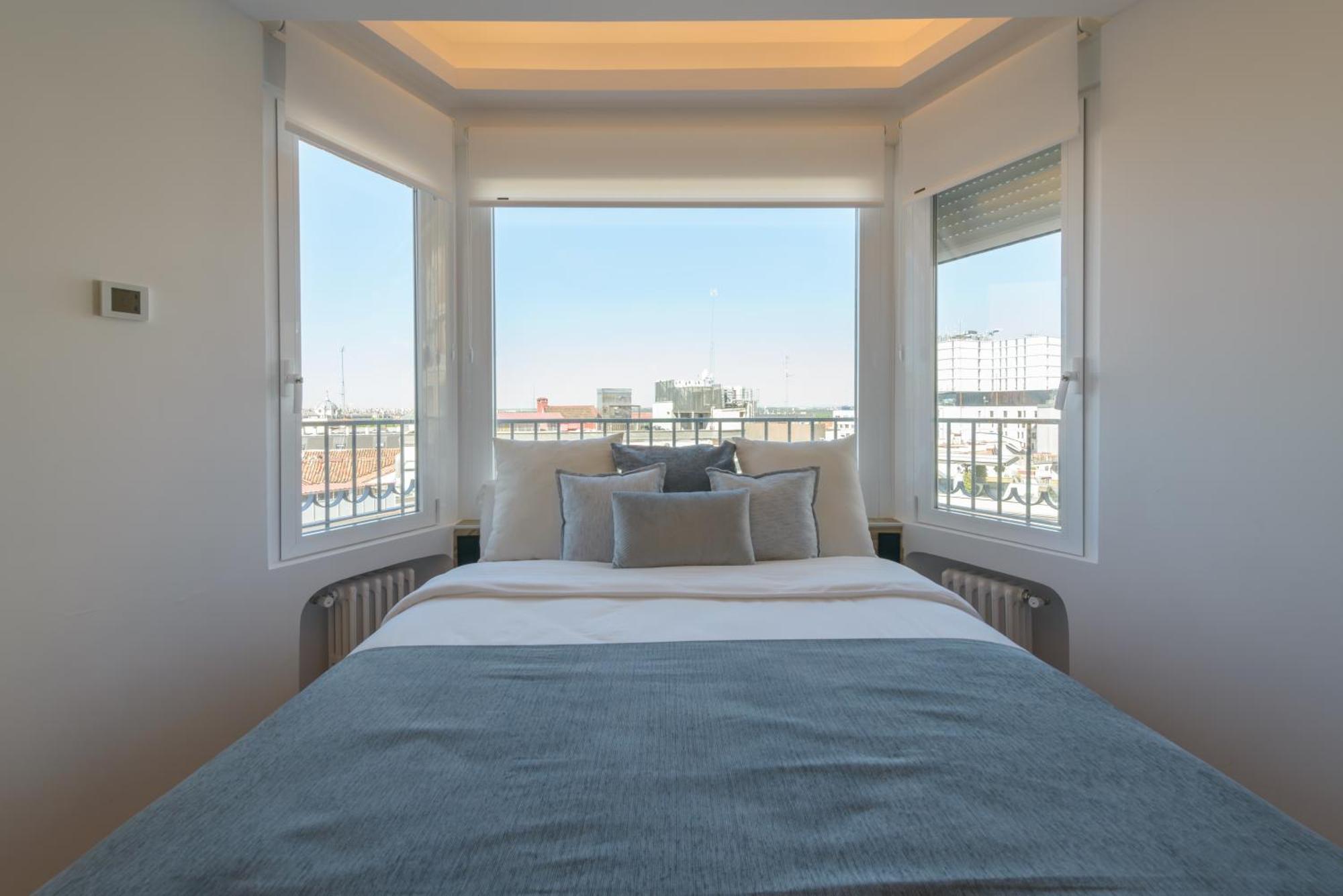 Gran Via Capitals By Monaro***** Apartment Madrid Exterior photo
