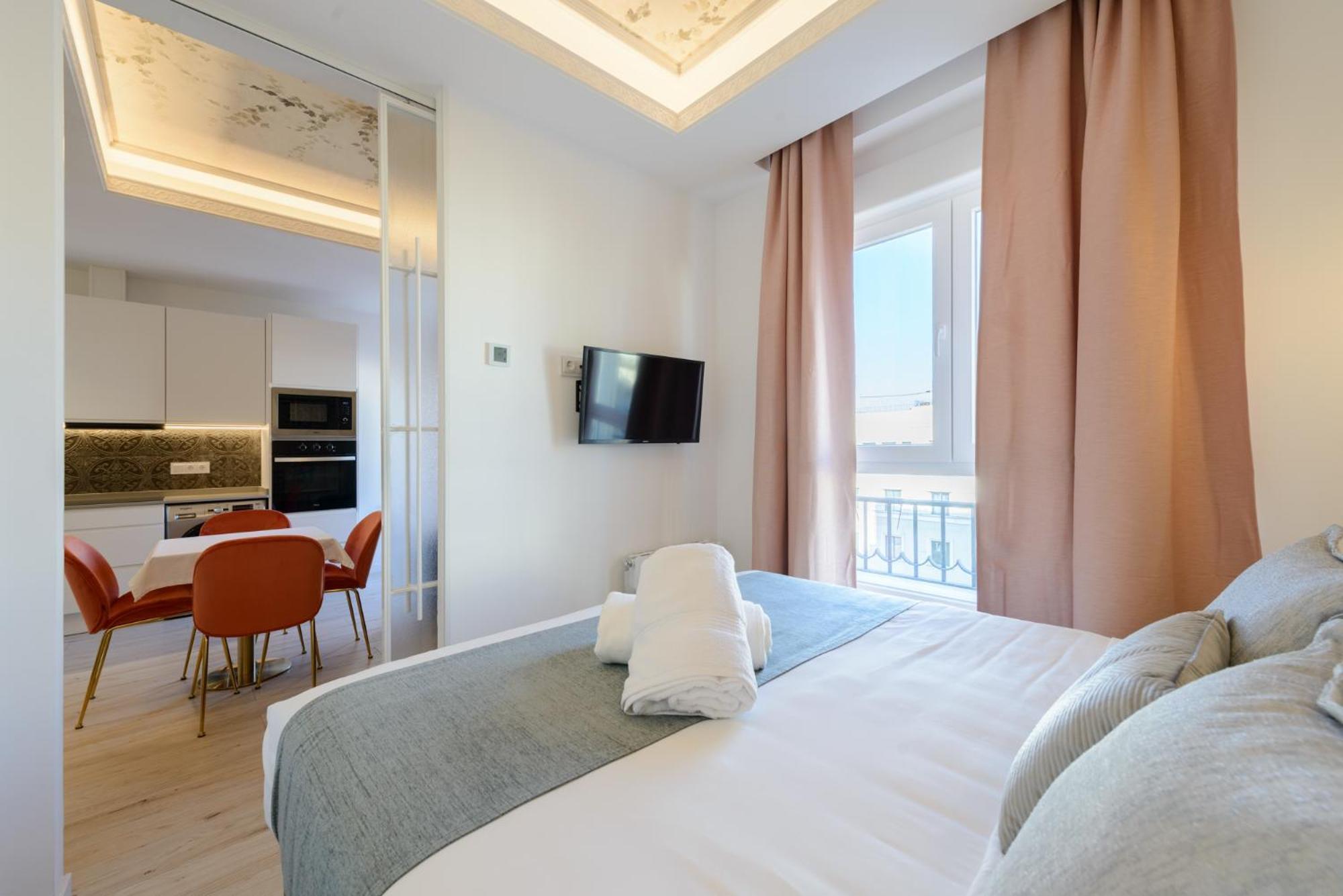 Gran Via Capitals By Monaro***** Apartment Madrid Exterior photo